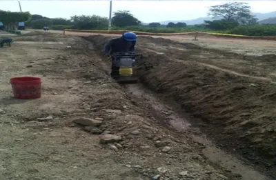 Trabajos especializados de ampliación y mejora del sistema de agua potable y alcantarillado en el esquema de San Juan de Amancaes, garantizando servicio continuo y eficiente para toda la comunidad beneficiaria.